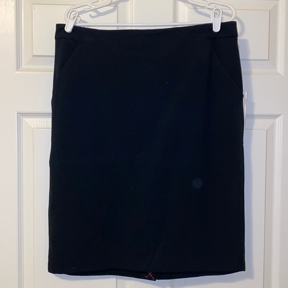 Professional pencil skirt